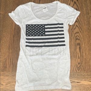 💕 HP!! 💕 PINK by VS bedazzled flag T-shirt